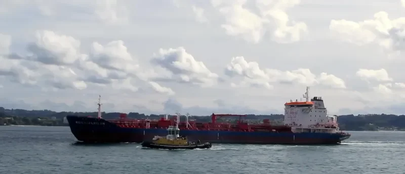WEICHSELSTERN Tanker IMO 9183829 photo 3