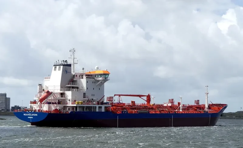 WEICHSELSTERN Tanker IMO 9183829 photo 10