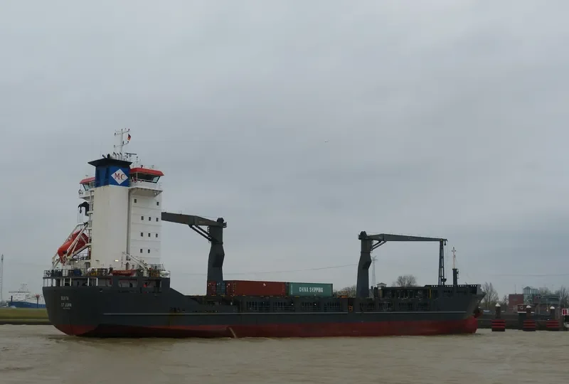 OLOMANA Container Ship IMO 9184225 photo 5