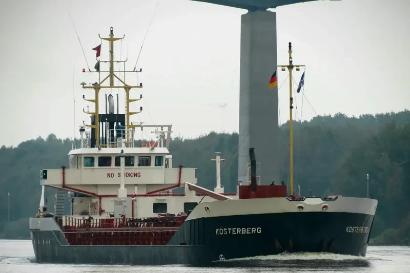 KOSTERBERG Tanker IMO 9184677 photo 3