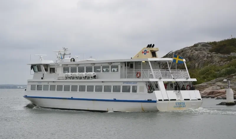 VESTA Passenger Ship IMO 9185102 photo 2