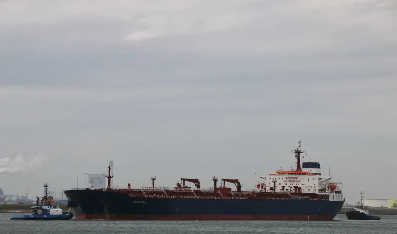 PETER P Tanker IMO 9185279 photo 8