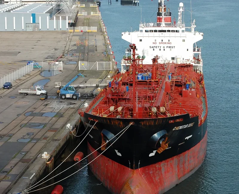 AU TAURUS Tanker IMO 9185877 photo 5