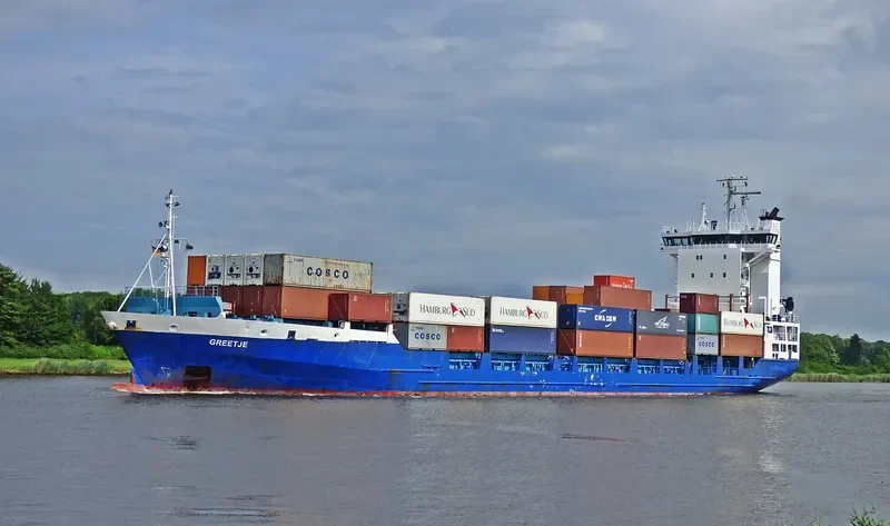 GREETJE Container Ship IMO 9186388 photo 7