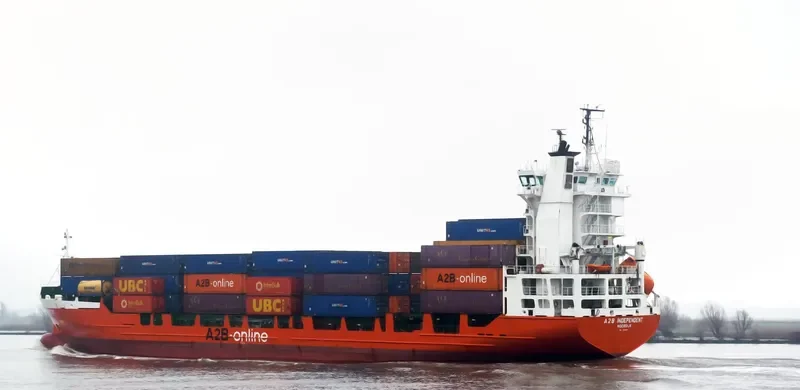 A2B INDEPENDENT Container Ship IMO 9186405 photo 4