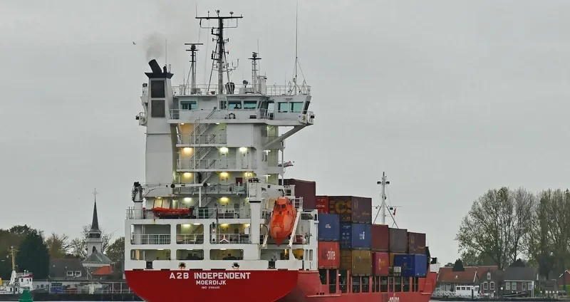 A2B INDEPENDENT Container Ship IMO 9186405 photo 7