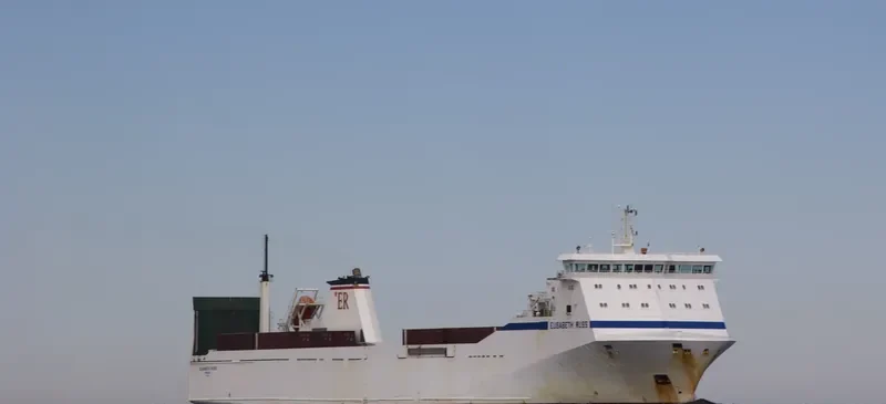 ELISABETH RUSS Ro-Ro IMO 9186429 photo 9