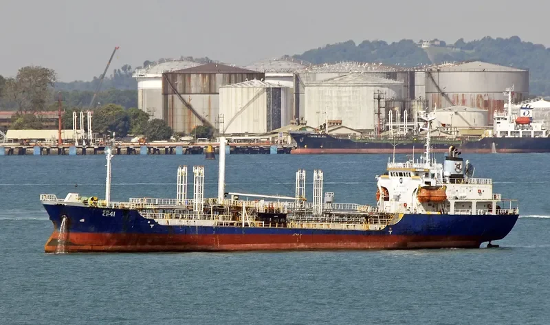 CAPRICORN Tanker IMO 9186455 photo 9