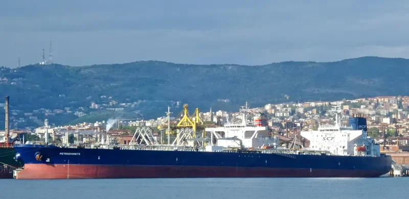 VORETS Tanker IMO 9186596 photo 6