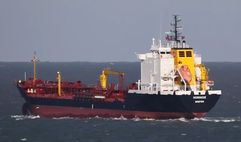 AL AMAL AL SAUDI Tanker IMO 9186728 photo 6