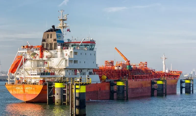 WINTER SUN Tanker IMO 9187538 photo 5
