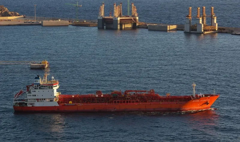 WINTER SUN Tanker IMO 9187538 photo 9