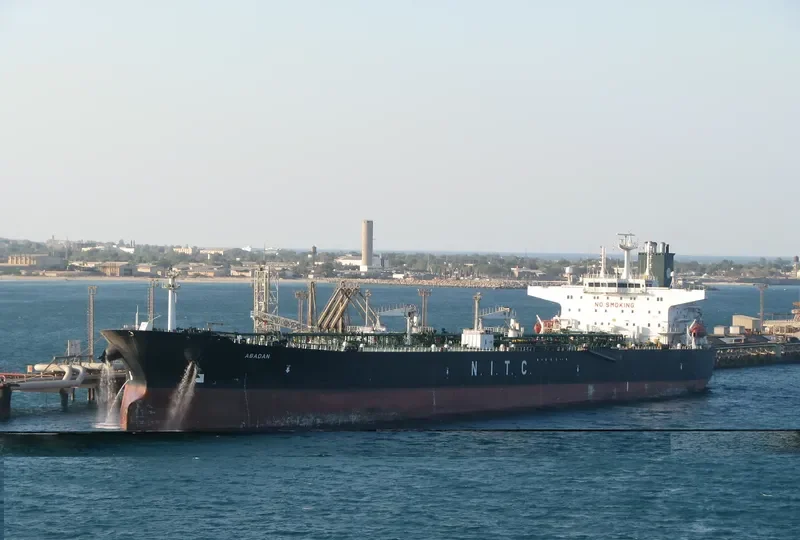 ARTAVIL Tanker IMO 9187629 photo 2