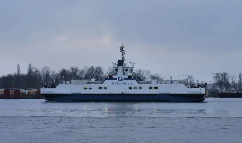 BIELIK I Ro-Ro IMO 9187980 photo 10