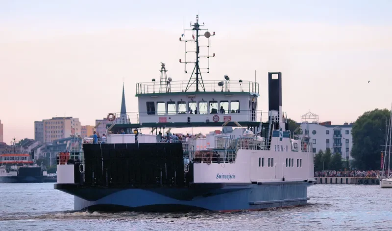 BIELIK II Ro-Ro IMO 9187992 photo 10