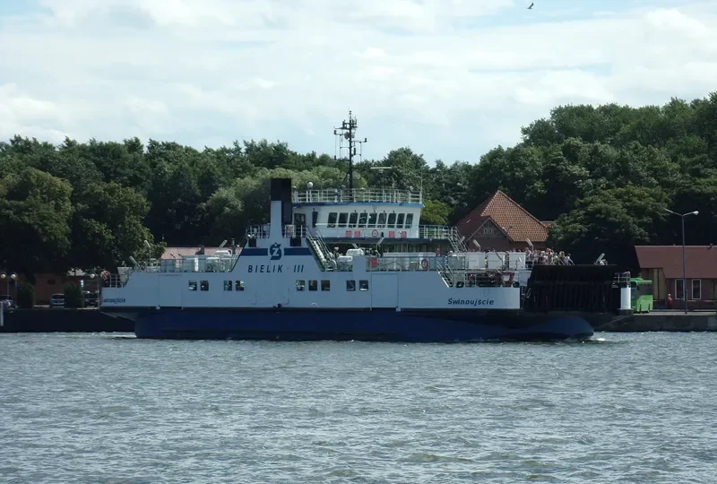 BIELIK III Ro-Ro IMO 9188001 photo 8