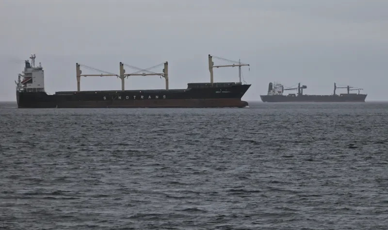 GREAT IMMENSITY Container Ship IMO 9188025 photo 10