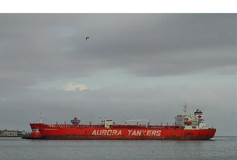 MARITIME LIRA Tanker IMO 9188477 photo 5