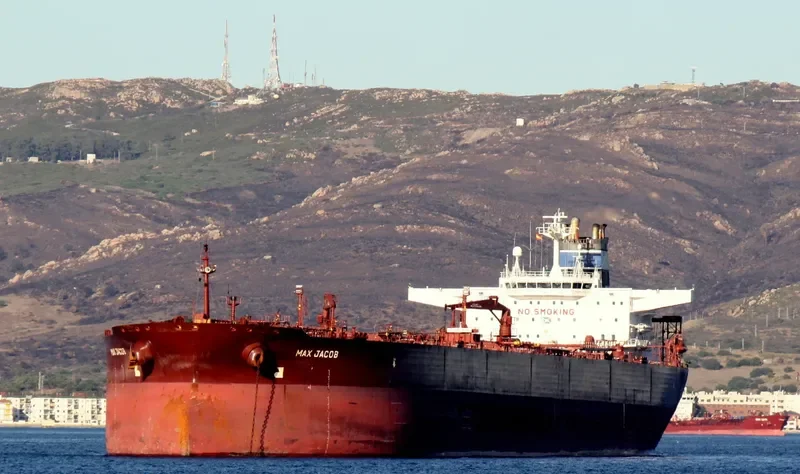 KANHA PRIDE Tanker IMO 9188788 photo 3