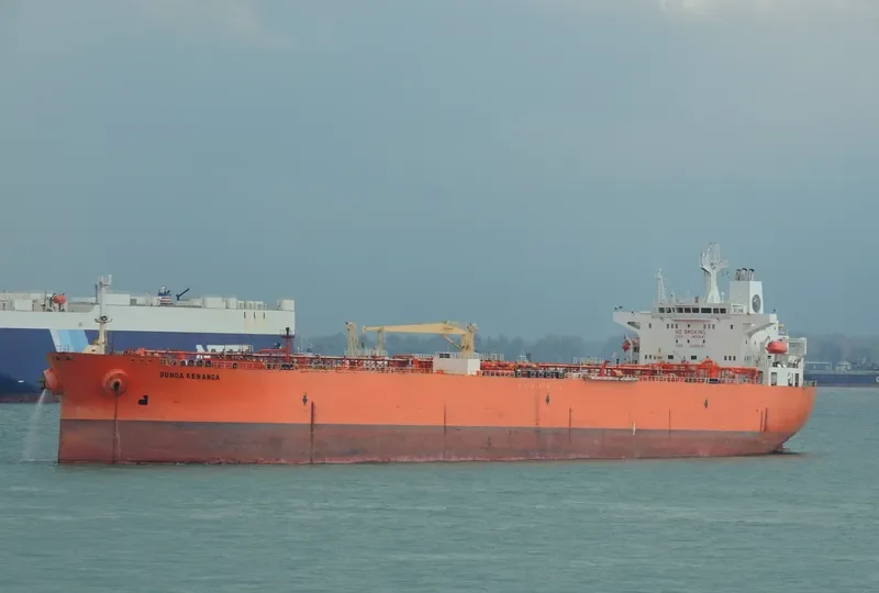 BUNGA KENANGA Tanker IMO 9189122 photo 4