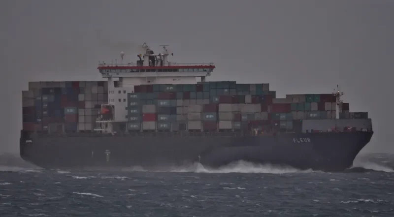 SM VANCOUVER Container Ship IMO 9189495