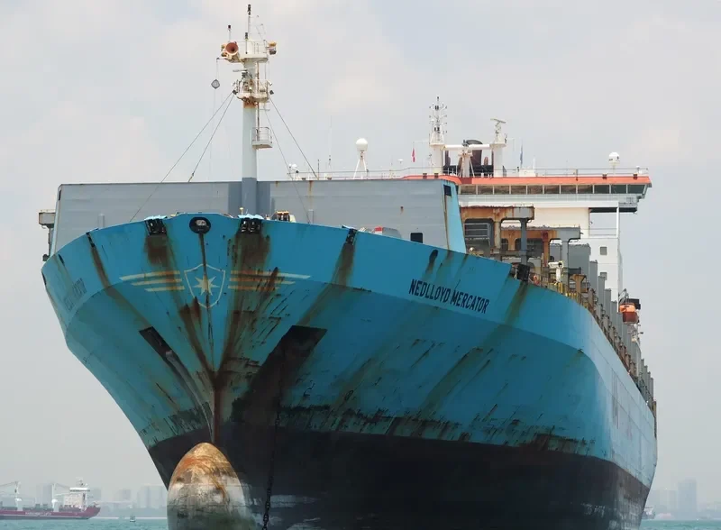 SM VANCOUVER Container Ship IMO 9189495 photo 2