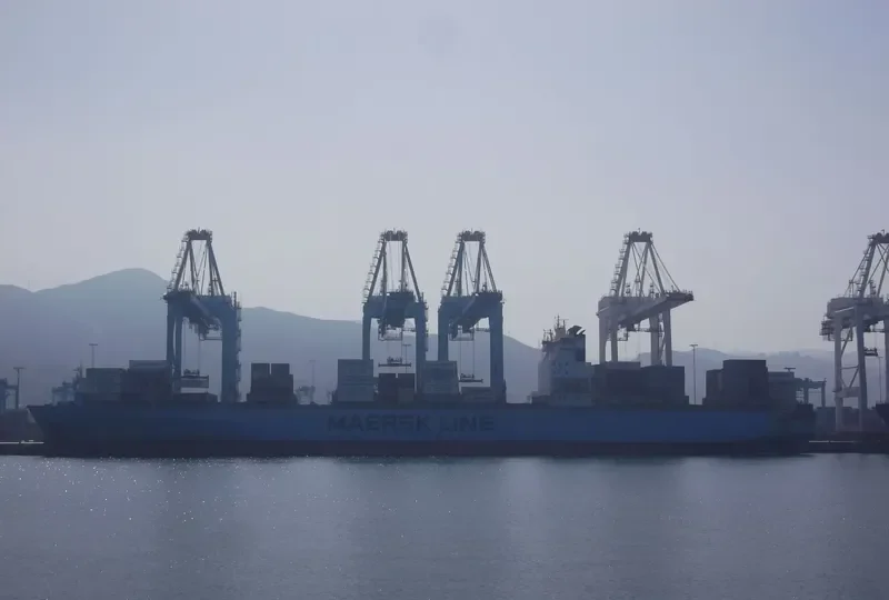 SM VANCOUVER Container Ship IMO 9189495 photo 8