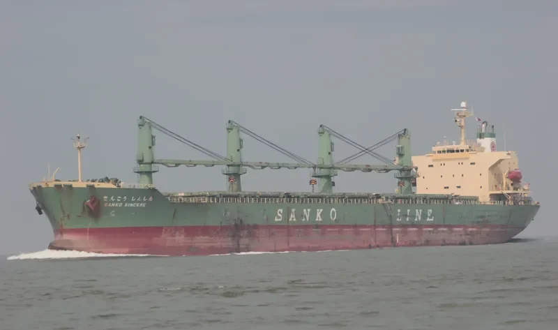 BEDFORD CASTLE Bulk Carrier IMO 9189926 photo 5