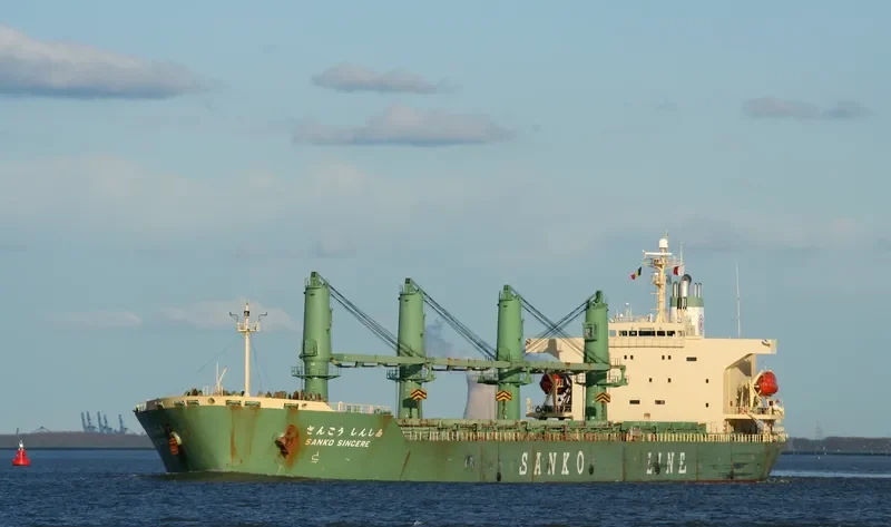 BEDFORD CASTLE Bulk Carrier IMO 9189926 photo 9