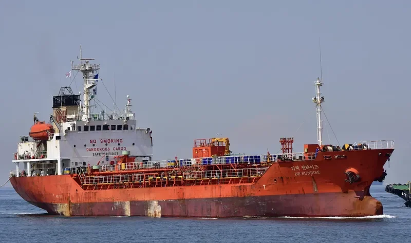 DB SUNRISE Tanker IMO 9189964 photo 10