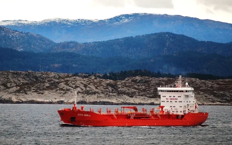 GLOBAL ACE Tanker IMO 9190078 photo 6