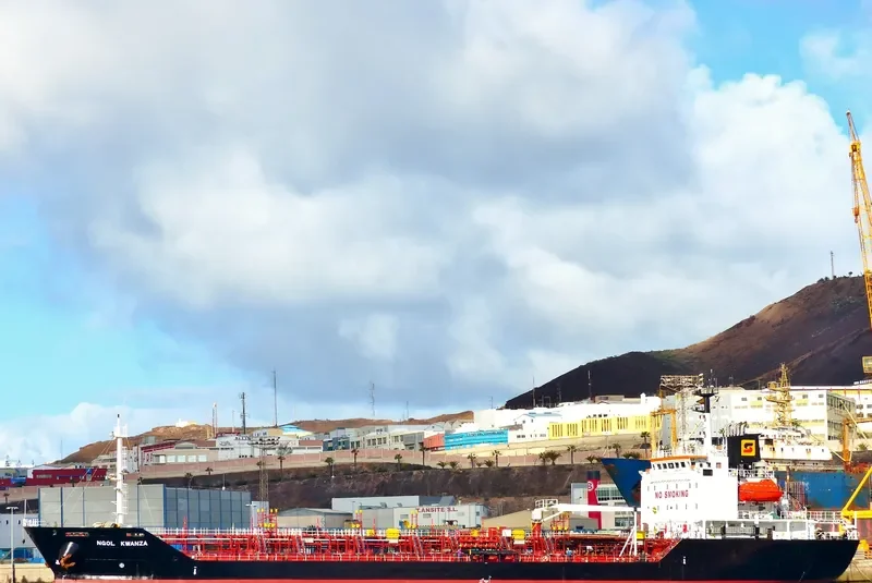NGOL KWANZA Tanker IMO 9190236 photo 4