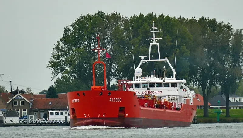 ARDBEG Tanker IMO 9190315 photo 6