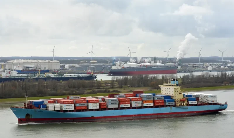 LUNA MAERSK Container Ship IMO 9190781 photo 9