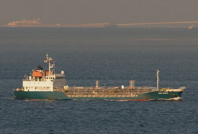 PHUBAI PATTRA 5 Tanker IMO 9190975 photo 4