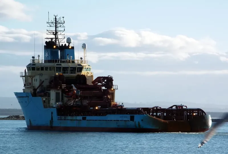 MAERSK SERVER Offshore Vessel IMO 9191371 photo 2