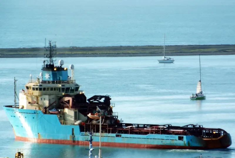 MAERSK SERVER Offshore Vessel IMO 9191371 photo 3