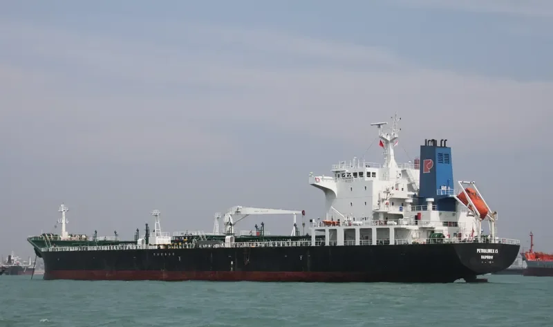 PETROLIMEX 15 Tanker IMO 9191759 photo 3
