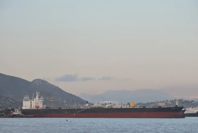 ARES Tanker IMO 9192258 photo 4