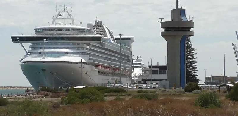 PACIFIC ADVENTURE Passenger Ship IMO 9192351