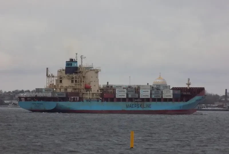 NORA MAERSK Container Ship IMO 9192478 photo 2