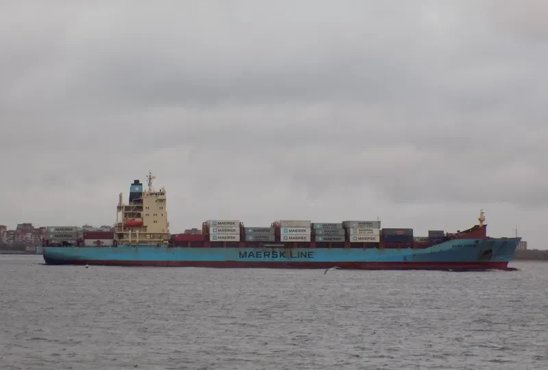 NORA MAERSK Container Ship IMO 9192478 photo 3