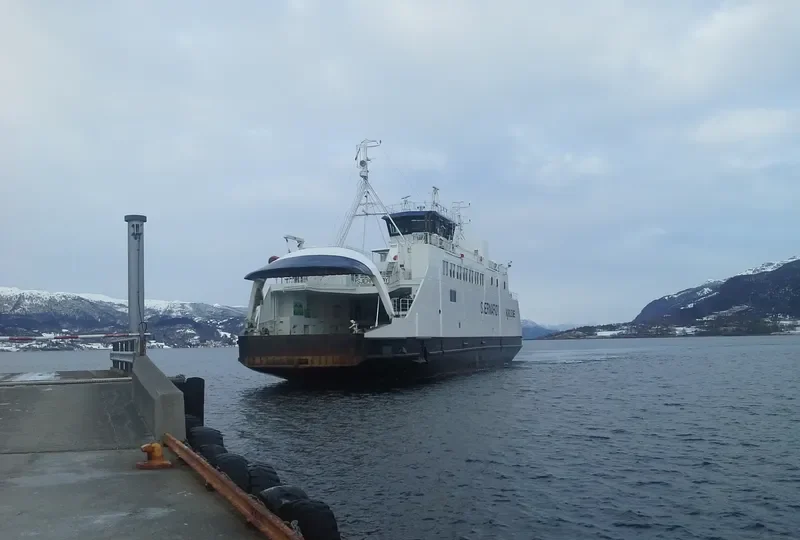SJERNAROY Ro-Ro IMO 9192480 photo 3