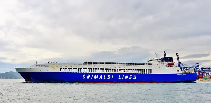 EUROCARGO VALENCIA Ro-Ro IMO 9192959 photo 7