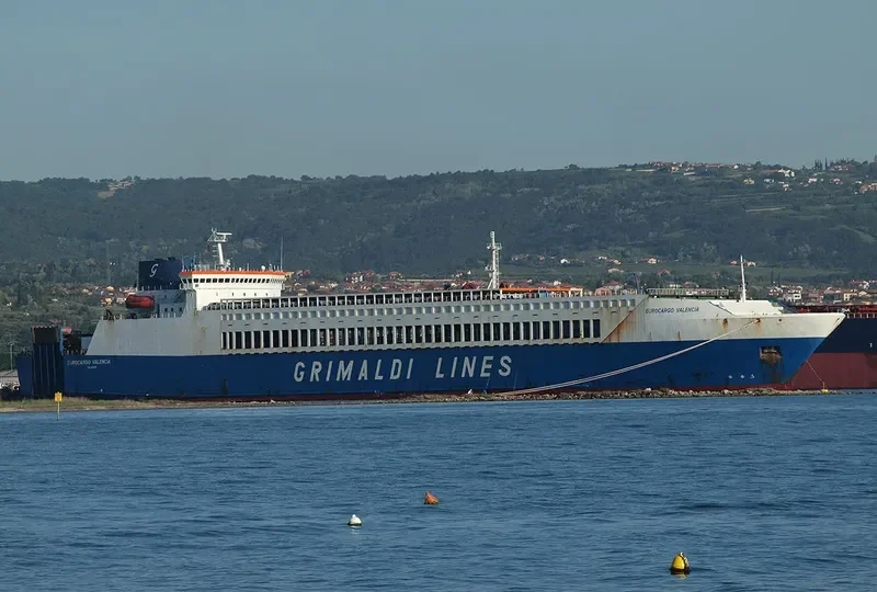 EUROCARGO VALENCIA Ro-Ro IMO 9192959 photo 10