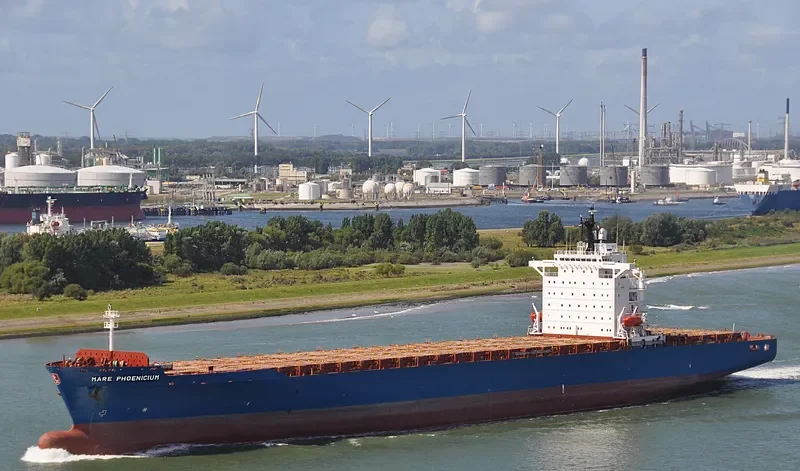 MARE PHOENICIUM Container Ship IMO 9193226 photo 5