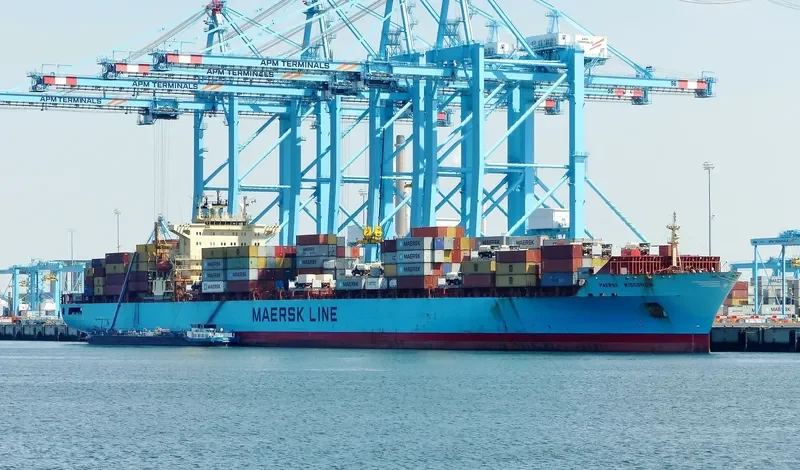 MAERSK WISCONSIN Container Ship IMO 9193252 photo 10