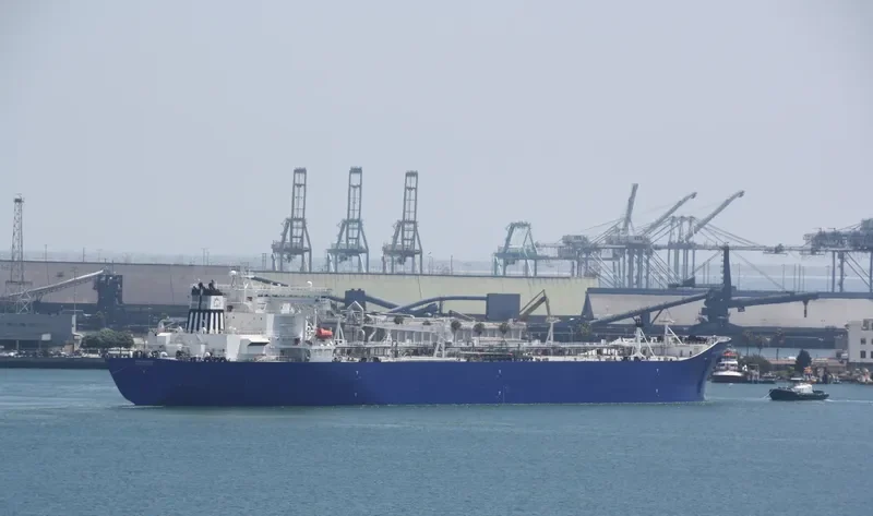 POLAR ENDEAVOUR Tanker IMO 9193551 photo 2