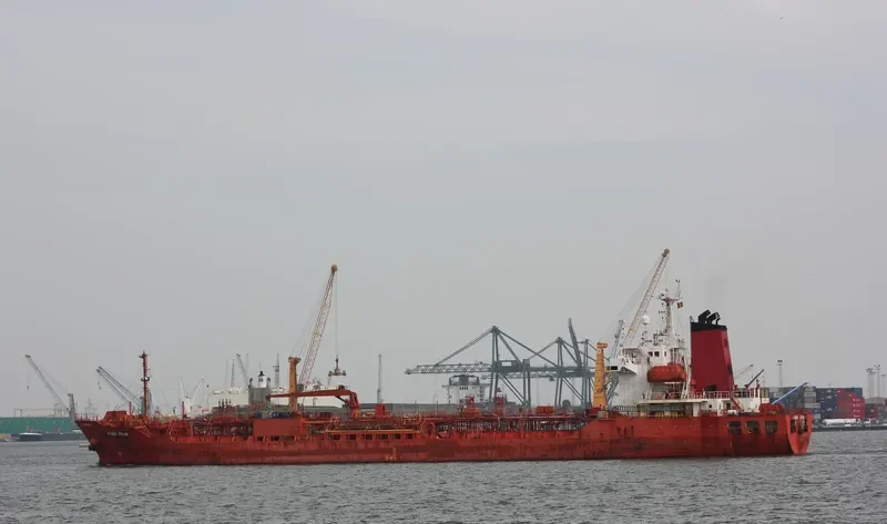 JEIL CRYSTAL Tanker IMO 9193587 photo 9