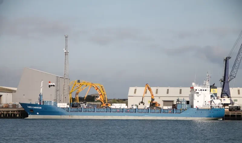 SWE CARRIER General Cargo IMO 9194048 photo 5